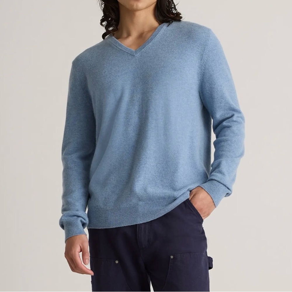 Kenneth Cole 100% Cashmere Baby Blue V-Neck Sweater for Men NWOT
